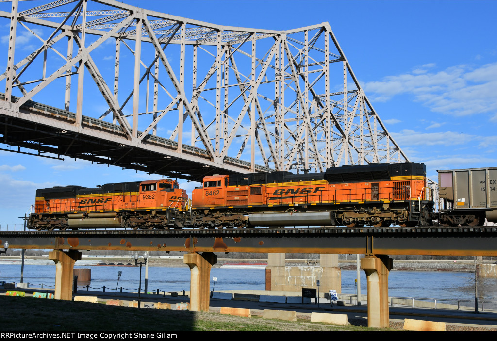 BNSF 8462 Roster shot